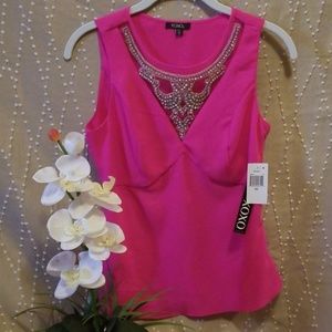 ♦️Xoxo pink crystal sleeveless blouse♦️